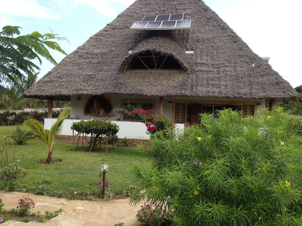 Marula Park Villa Diani Beach Room photo